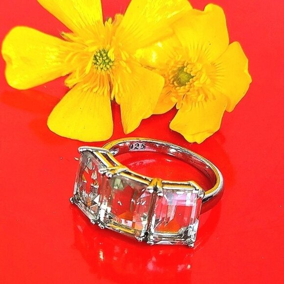 925 Sterling Silver Ring Sz 6.5 with Natural 3 Green Amethyst Stones 7x9mm - Picture 9 of 9